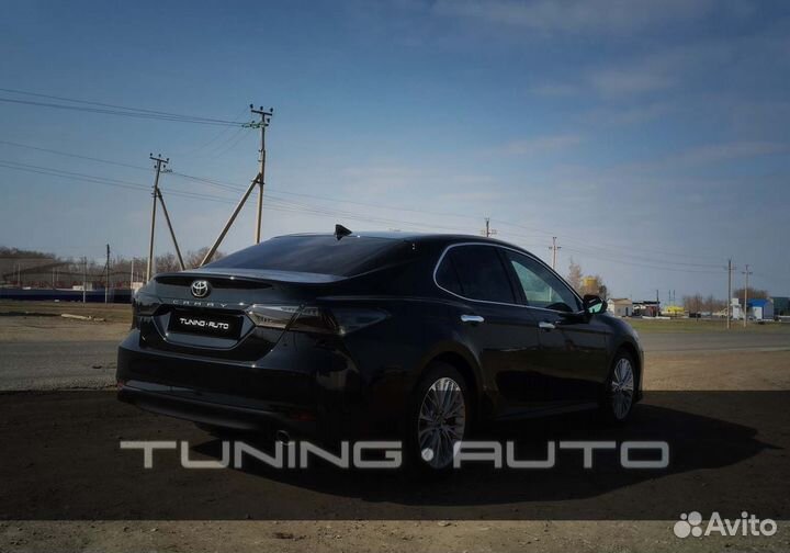 Стоп - сигналы Toyota Camry 70 LED W8496
