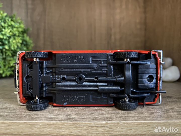 Модель автомобиля Москвич 412