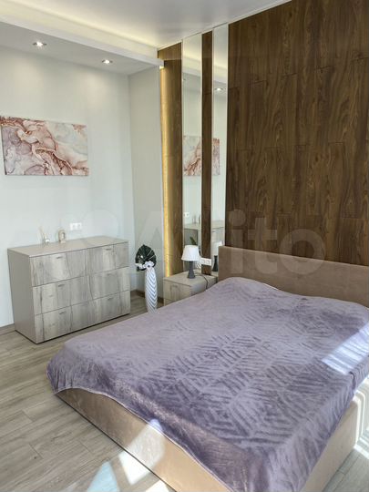 3-к. квартира, 150 м², 9/10 эт.