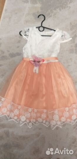 Платье нарядное для девочки 128
