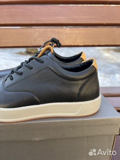 Кроссовки Ecco