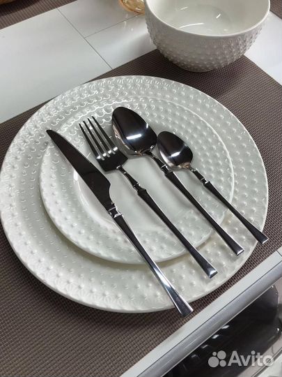 Ложки вилки и ножи