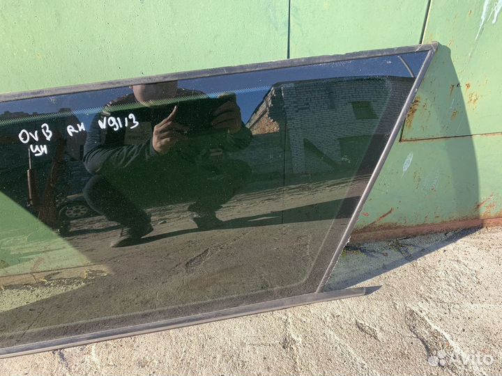 Стекло задние глухое правое Opel Vectra B универ