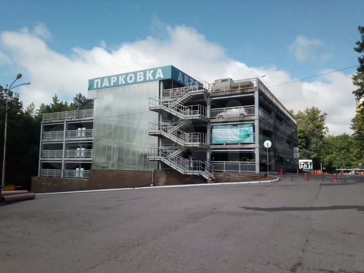 Машиноместо, 16 м²