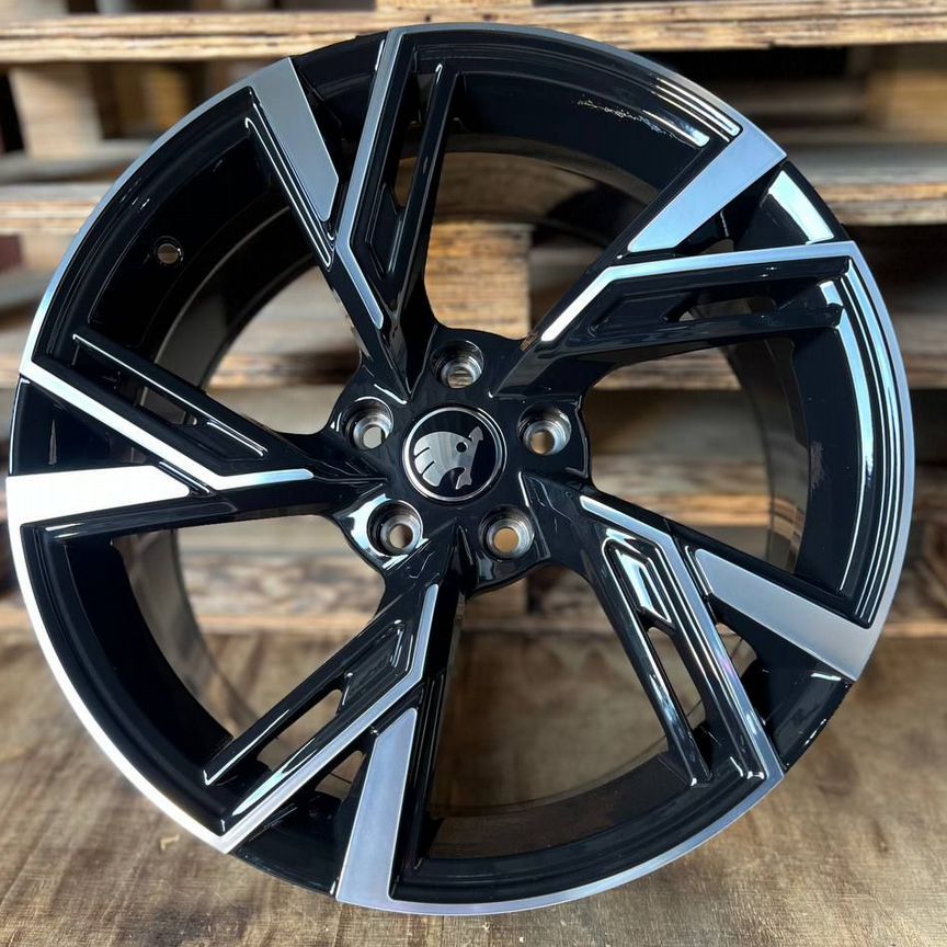 Литые диски Stuttgart 7.5×R17 5×100