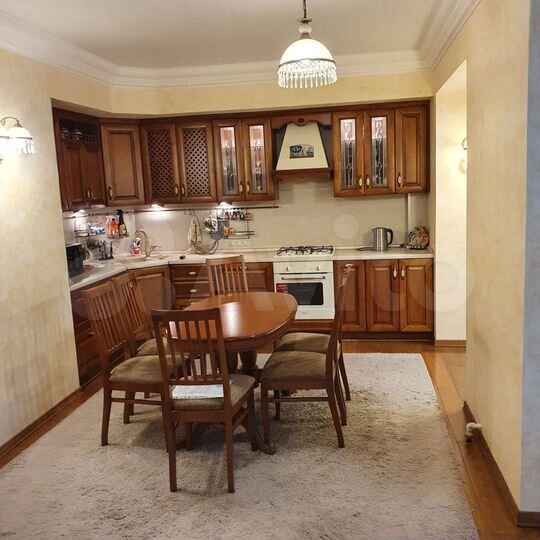 3-к. квартира, 80,3 м², 3/10 эт.