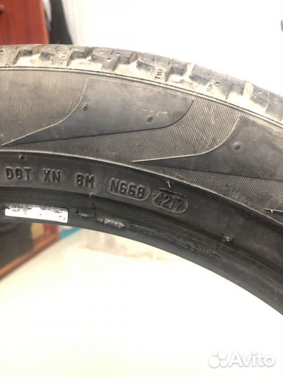 Pirelli Scorpion 275/45 R21