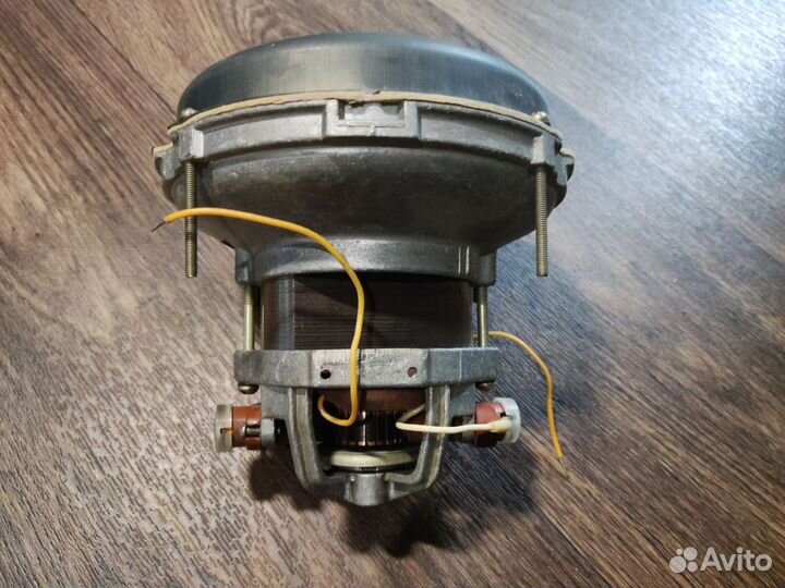 Двигатель для пылесоса Ап-600М-ухл4 СССР