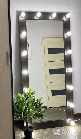 Гримерное зеркало