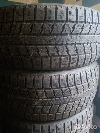Toyo Observe GSi-5 275/50 R22