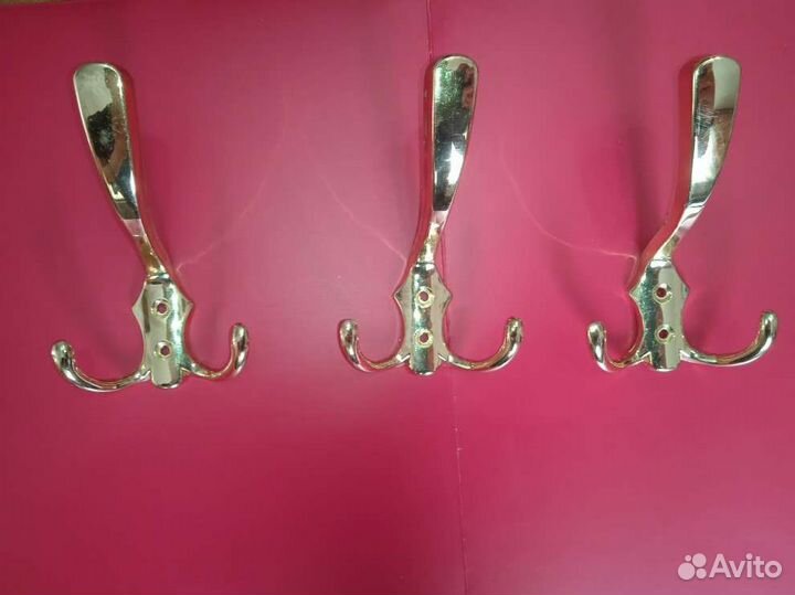 Крючки для одежды