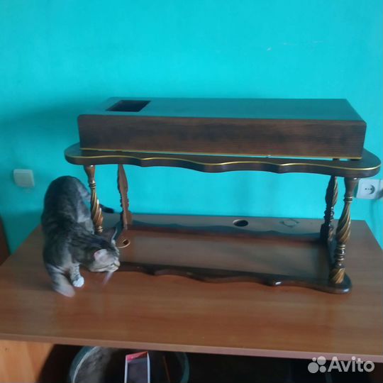 Столик под аквариум