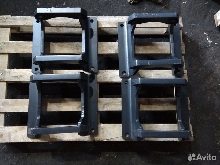 Защита катка(цепи) 20Y-30-31160 Komatsu PC200