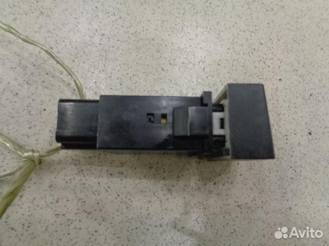 Кнопка обогрева сидений Kia Sorento 2002-2009