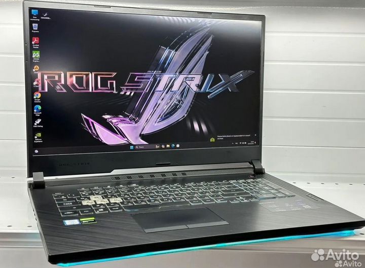 Мощный Asus ROG strix 17.3 144Hz/Core i7 9750/RTX