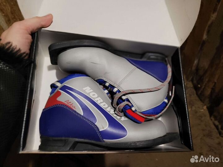 Комплект лыжи fischer active