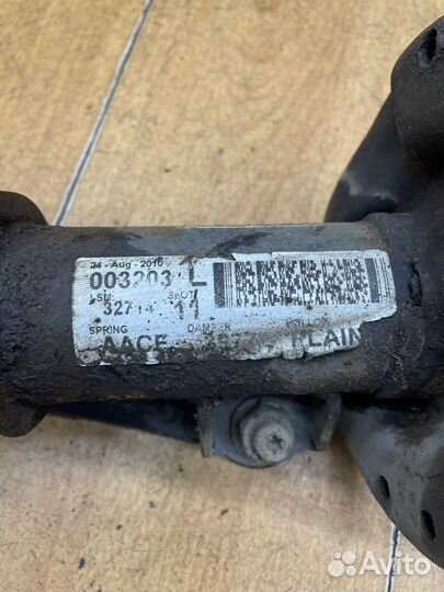 Стойка подвески передняя левая Opel Astra J A17DTJ
