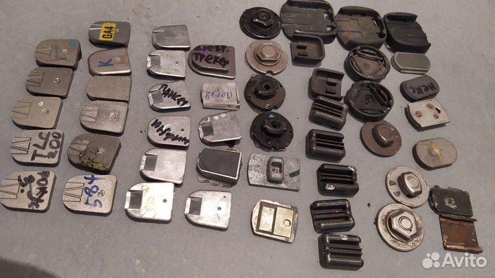 Кронштейн (пятачок) для крепления зеркала