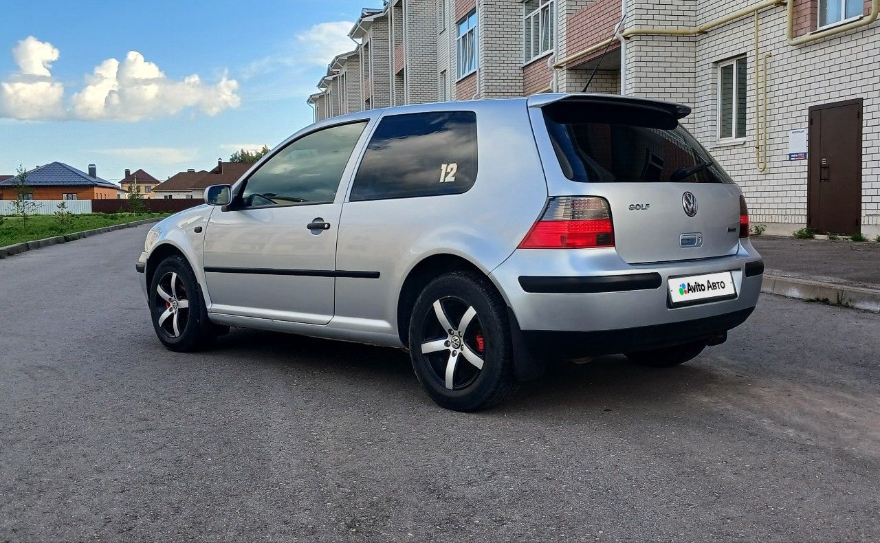 Volkswagen Golf: фото владельца