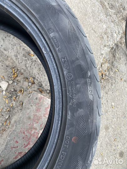 Yokohama Advan Sport V105 235/50 R19 99W