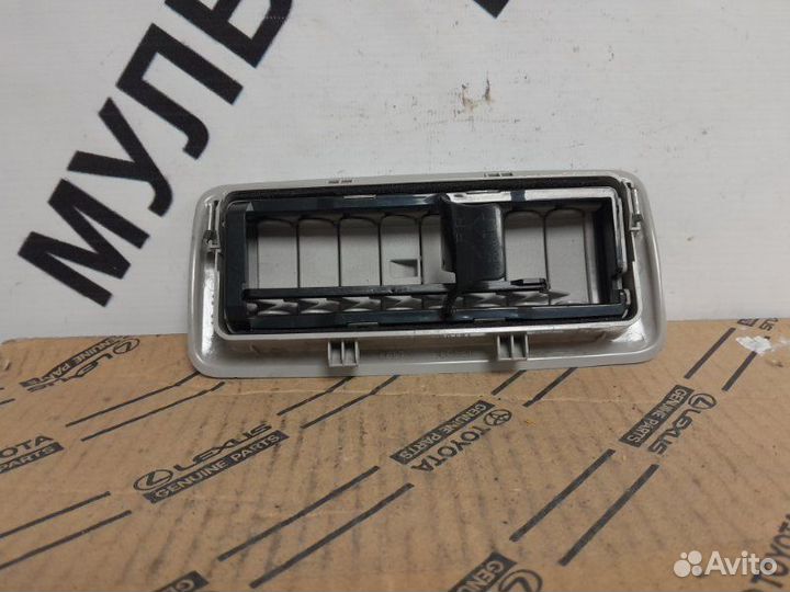 Воздуховод вентиляции салона левый Toyota Land