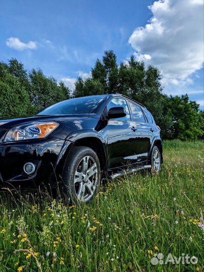 Toyota RAV4 2.5 AT, 2010, 207 000 км