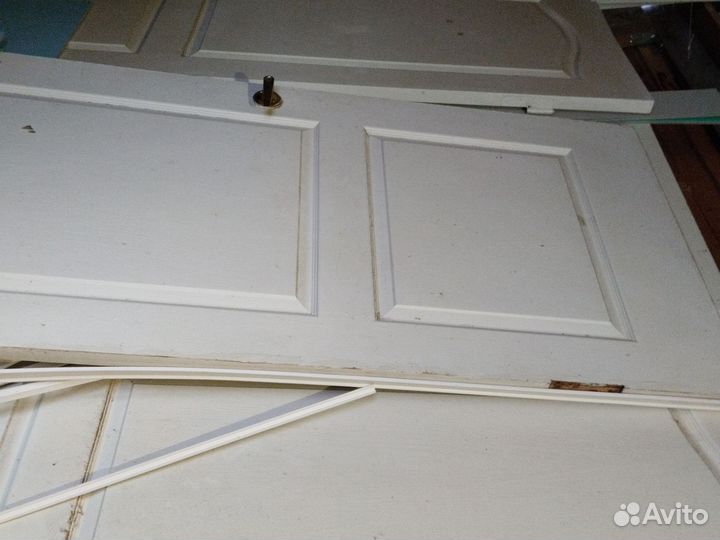 Продам дверь