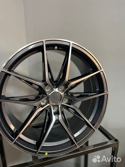 Диски литые R19 5x114.3 комплект новые