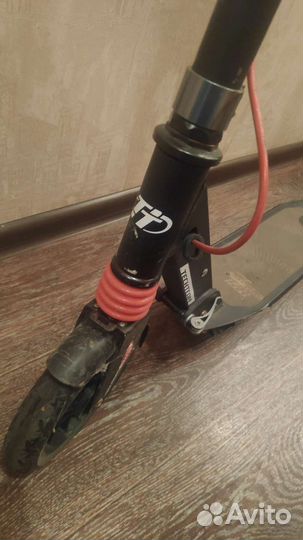 Самокат взрослый с большими колесами