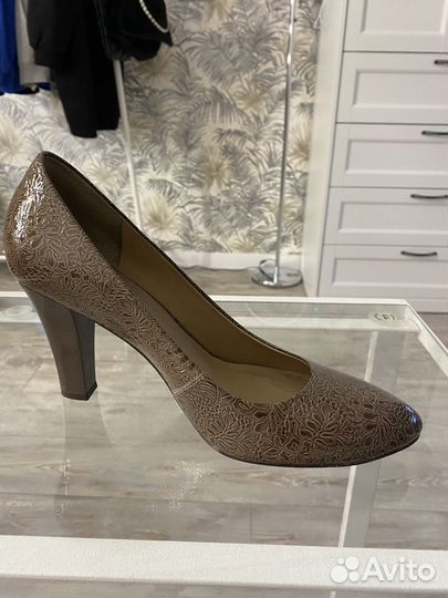 Туфли женские 39 размер коричневые Respect