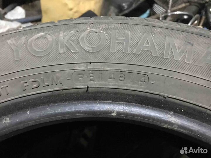 Yokohama 104ZR 215/55 R17