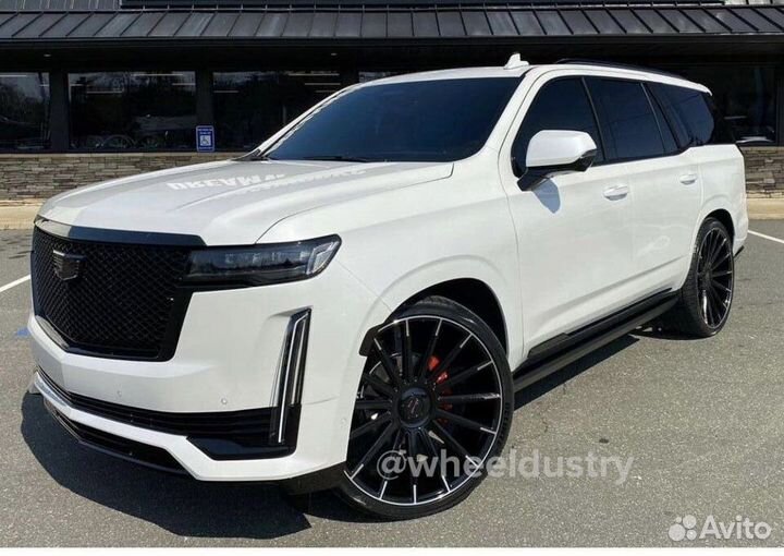 Кованые диски R22 В наличии на Cadillac Escalade