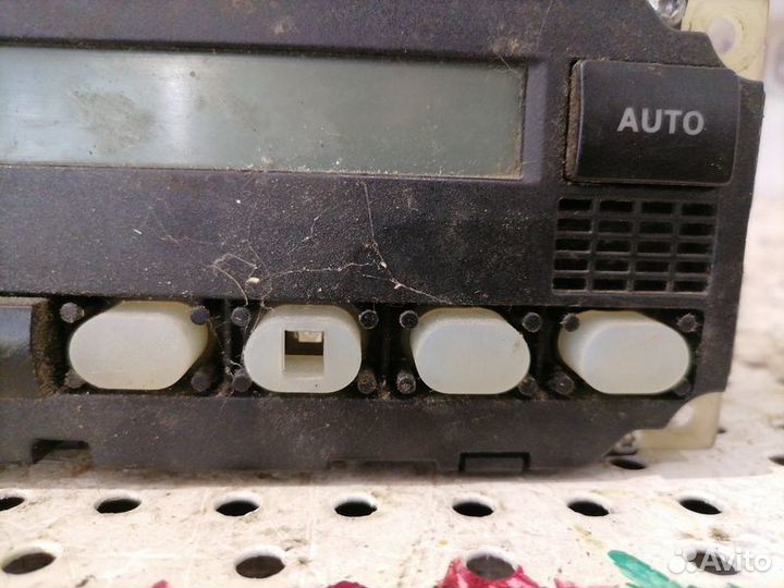 Блок управления климатом Volkswagen Passat B5