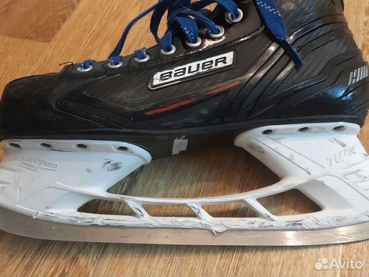 Хоккейные коньки bauer 45размер