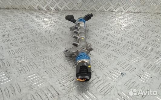 Топливная рампа дизельная audi A5 1 (YML08BB01)