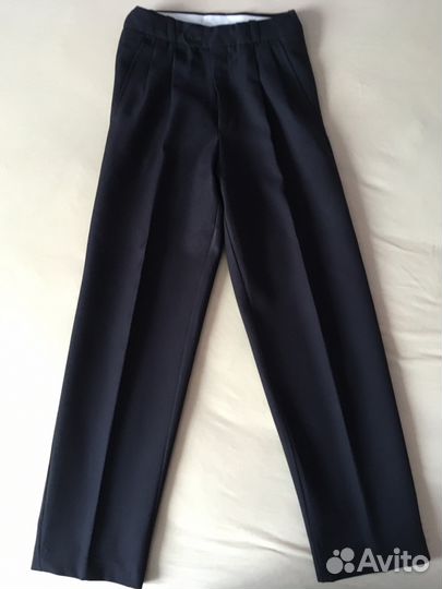 Чёрные брюки