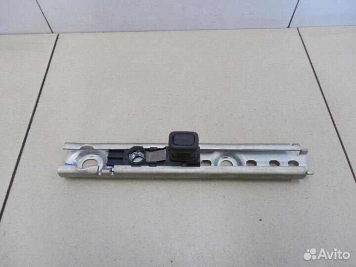 Механизм регулировки ремня безопасности Logan 2005