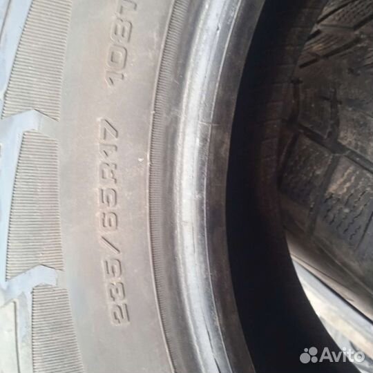 Goodyear UltraGrip Ice 235/65 R17