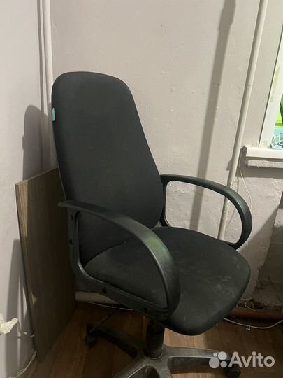 Компьютерное кресло