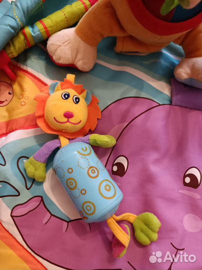 Развивающий коврик