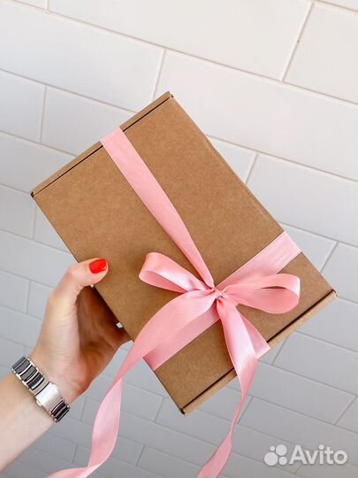 Подарочный бокс на 8 марта