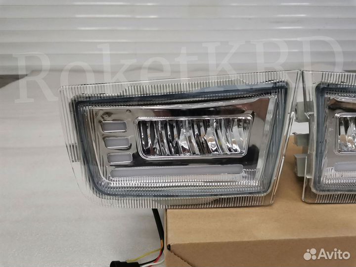 Туманки бампера Toyota Land Cruiser Prado 95/90