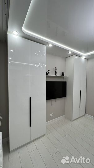 Мебель на заказ. Шкафы-купе, распашные. Кухни