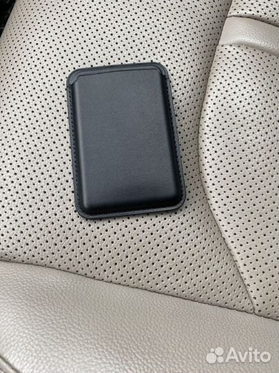 Кардхолдер apple