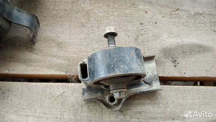 Подушка МКПП задняя Лифан Х60