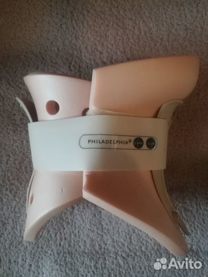 Ортез на шею Philadelphia с отверстием над трахеей