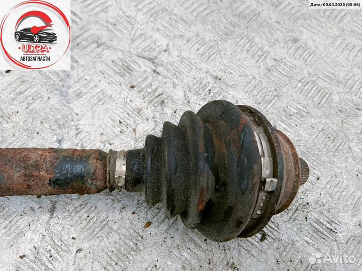 Полуось передняя правая б/у Audi 90 B3 (1986-1992)