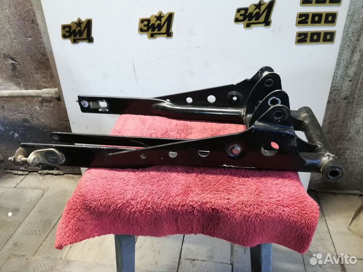 Маятник зид курьер