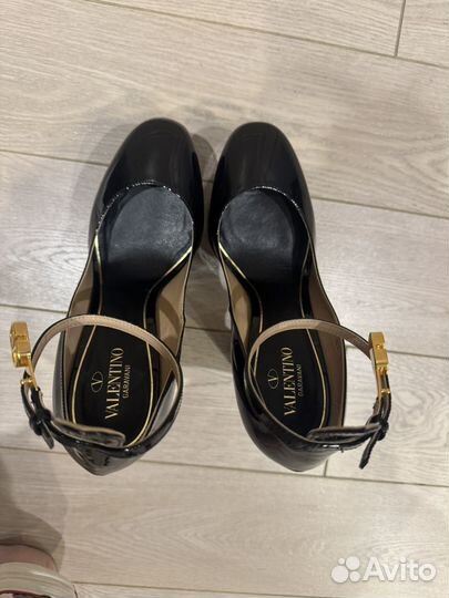 Туфли valentino 38 оригинал