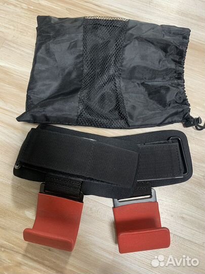 Крюки для тяги и турника